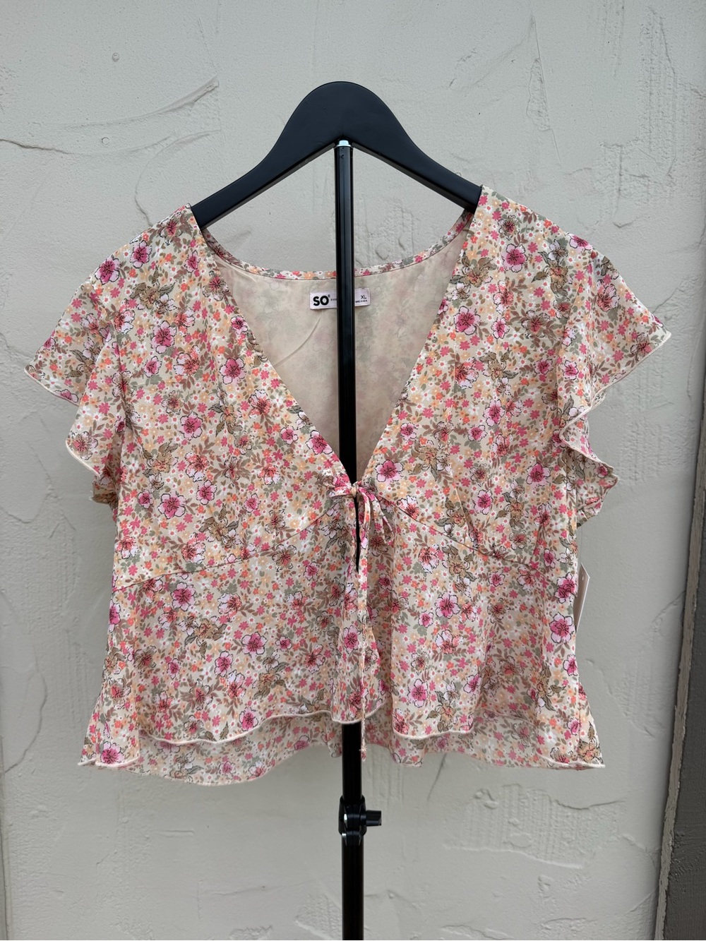 SO Pink Floral Tie-Front Ruffle Sleeve Blouse